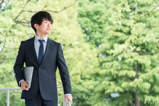リクルート