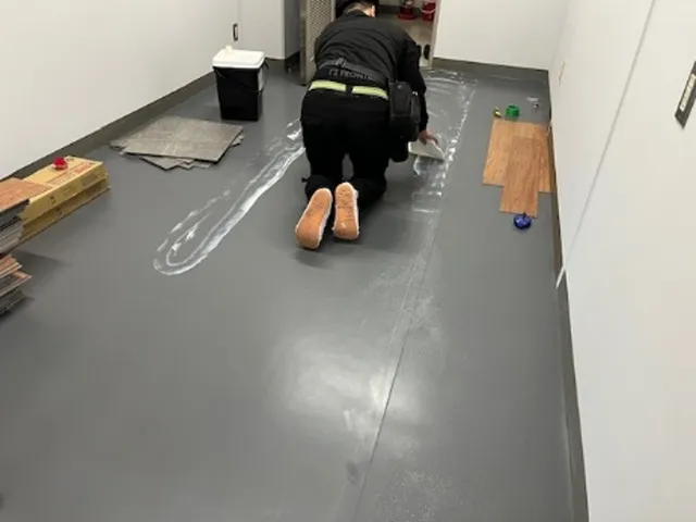 フロアタイル1